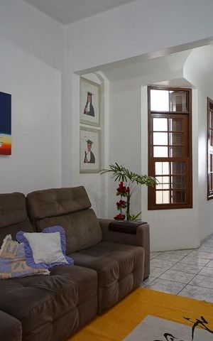 Casa à venda com 330m², 3 quartos e sem vagaSala 2