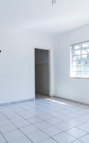 Casa à venda com 115m², 2 quartos e 4 vagasSala