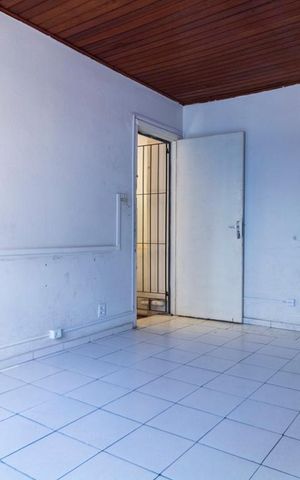 Casa à venda com 115m², 2 quartos e 4 vagasMezanino