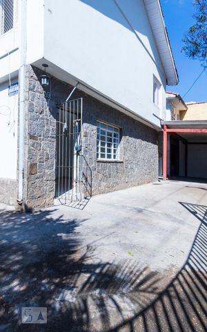 Casa à venda com 115m², 2 quartos e 4 vagasFachada