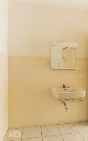 Casa à venda com 115m², 2 quartos e 4 vagasBanheiro