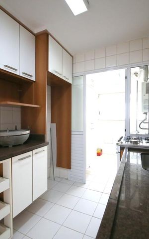 Apartamento para alugar com 92m², 2 quartos e 2 vagasCozinha