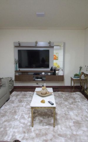 Casa à venda com 510m², 4 quartos e 7 vagassala