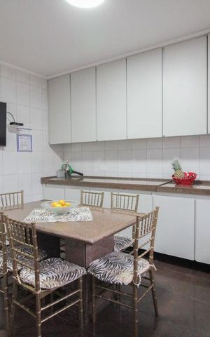 Casa à venda com 510m², 4 quartos e 7 vagascozinha