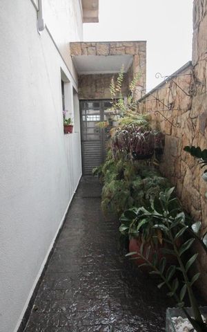 Casa à venda com 510m², 4 quartos e 7 vagasquintal lateral