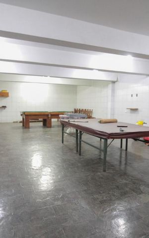 Casa à venda com 510m², 4 quartos e 7 vagassalao de festas