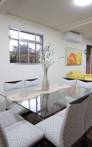 Casa à venda com 510m², 4 quartos e 7 vagassala