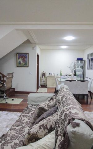 Casa à venda com 510m², 4 quartos e 7 vagassala