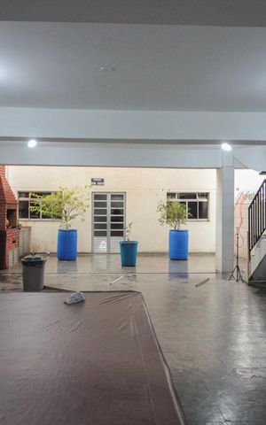 Casa à venda com 510m², 4 quartos e 7 vagassalao de festas