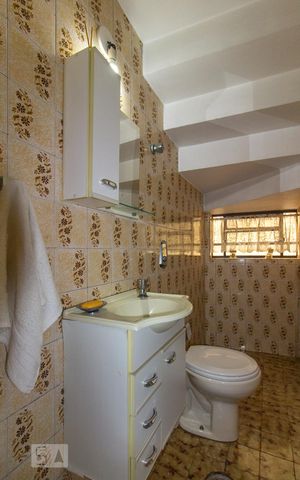 Casa à venda com 209m², 3 quartos e 2 vagas Casa à venda com 209m², 3 quartos e 2 vagasLavabo
