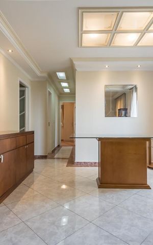 Apartamento à venda com 94m², 3 quartos e 2 vagas Apartamento à venda com 94m², 3 quartos e 2 vagasSala