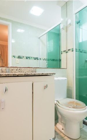 Apartamento à venda com 94m², 3 quartos e 2 vagas Apartamento à venda com 94m², 3 quartos e 2 vagasBanheiro Suíte