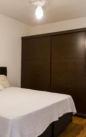 Casa à venda com 300m², 4 quartos e 2 vagas Casa à venda com 300m², 4 quartos e 2 vagasSuíte