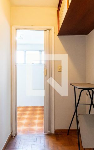 Apartamento à venda com 78m², 2 quartos e 1 vaga Apartamento à venda com 78m², 2 quartos e 1 vagaQuarto de Serviço