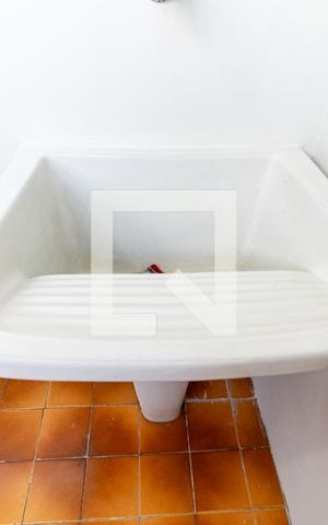 Apartamento à venda com 78m², 2 quartos e 1 vaga Apartamento à venda com 78m², 2 quartos e 1 vagaLavanderia