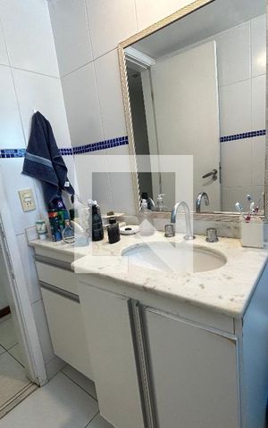 Apartamento à venda com 170m², 3 quartos e 2 vagasBanheiro 1