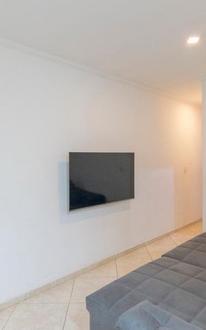 Apartamento à venda com 53m², 2 quartos e 1 vaga Apartamento à venda com 53m², 2 quartos e 1 vagaSala