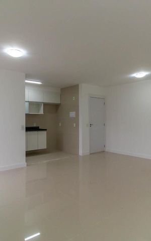 Apartamento para alugar com 76m², 2 quartos e 1 vaga Apartamento para alugar com 76m², 2 quartos e 1 vagaSala