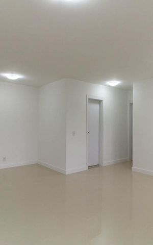 Apartamento para alugar com 76m², 2 quartos e 1 vaga Apartamento para alugar com 76m², 2 quartos e 1 vagaSala