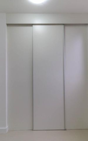 Apartamento para alugar com 76m², 2 quartos e 1 vaga Apartamento para alugar com 76m², 2 quartos e 1 vagaCloset