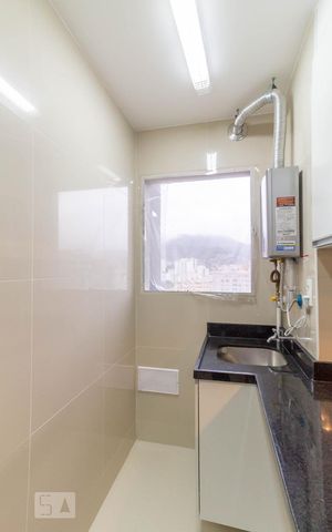 Apartamento para alugar com 76m², 2 quartos e 1 vaga Apartamento para alugar com 76m², 2 quartos e 1 vagaÁrea de Serviço
