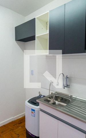 Studio para alugar com 22m², 1 quarto e sem vaga Studio para alugar com 22m², 1 quarto e sem vagaCozinha e Área de Serviço