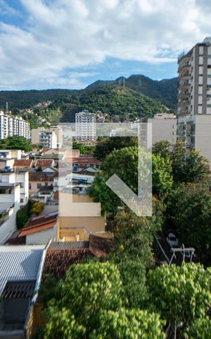 Apartamento à venda com 355m², 4 quartos e 2 vagas Apartamento à venda com 355m², 4 quartos e 2 vagasVista da Varanda da Sala