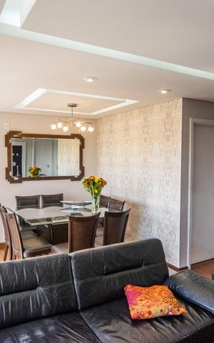 Apartamento à venda com 110m², 3 quartos e 2 vagas Apartamento à venda com 110m², 3 quartos e 2 vagasSala