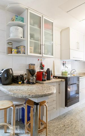 Apartamento à venda com 125m², 3 quartos e 1 vaga Apartamento à venda com 125m², 3 quartos e 1 vagaCozinha
