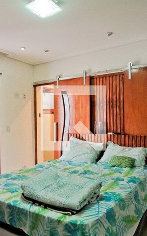 Casa para alugar com 250m², 4 quartos e 3 vagas Casa para alugar com 250m², 4 quartos e 3 vagasSuíte
