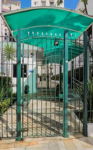 Apartamento à venda com 41m², 1 quarto e 1 vagaFachada