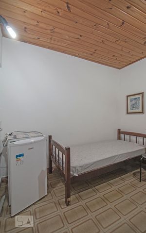 Casa à venda com 198m², 7 quartos e 4 vagas Casa à venda com 198m², 7 quartos e 4 vagasQuarto do Apto Anexo 3