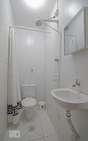 Casa à venda com 198m², 7 quartos e 4 vagas Casa à venda com 198m², 7 quartos e 4 vagasBanheiro do Apto Anexo 3