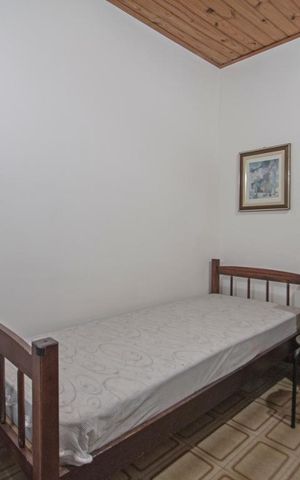 Casa à venda com 198m², 7 quartos e 4 vagas Casa à venda com 198m², 7 quartos e 4 vagasQuarto do Apto Anexo 3
