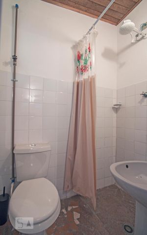 Casa à venda com 198m², 7 quartos e 4 vagas Casa à venda com 198m², 7 quartos e 4 vagasBanheiro do Apto Anexo 1