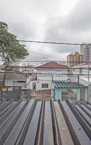 Casa à venda com 198m², 7 quartos e 4 vagas Casa à venda com 198m², 7 quartos e 4 vagasVista da Suite