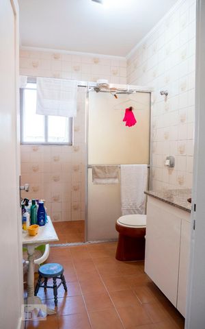 Casa à venda com 275m², 3 quartos e 2 vagasBanheiro 2