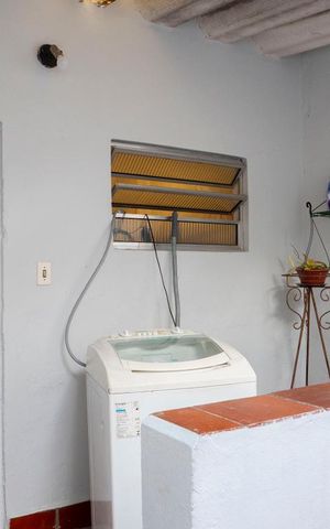 Casa à venda com 275m², 3 quartos e 2 vagasÁrea de Serviço 1