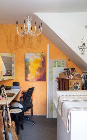 Casa à venda com 275m², 3 quartos e 2 vagasSala 2