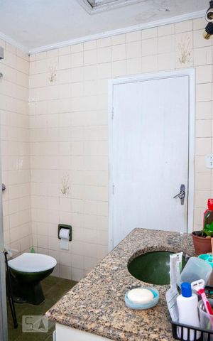 Casa à venda com 275m², 3 quartos e 2 vagasBanheiro 2