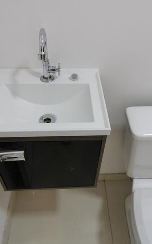 Apartamento para alugar com 70m², 2 quartos e sem vagaBanheiro da suíte 1