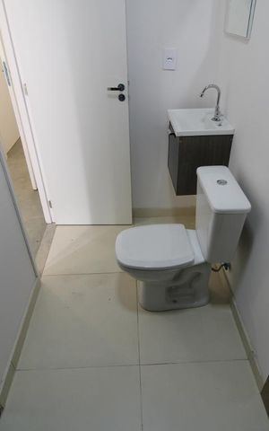 Apartamento para alugar com 70m², 2 quartos e sem vagaBanheiro da suíte 1