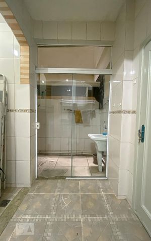Apartamento à venda com 70m², 2 quartos e sem vaga Apartamento à venda com 70m², 2 quartos e sem vagaCozinha