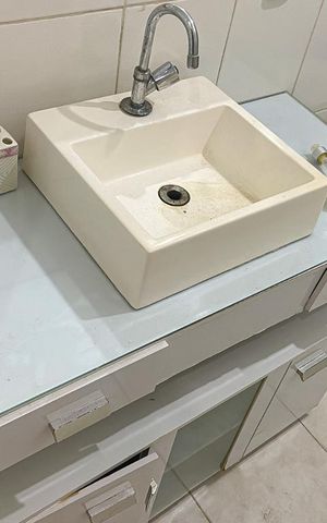 Apartamento à venda com 70m², 2 quartos e sem vaga Apartamento à venda com 70m², 2 quartos e sem vagaBanheiro