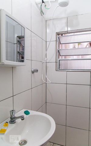 Studio à venda com 25m², 1 quarto e sem vaga Studio à venda com 25m², 1 quarto e sem vagaBanheiro