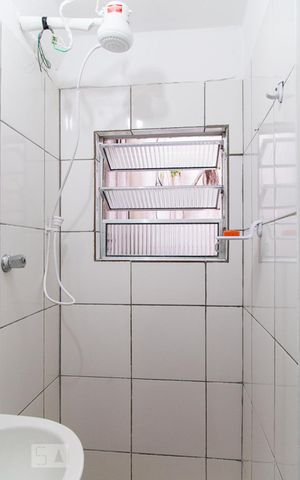 Studio à venda com 25m², 1 quarto e sem vaga Studio à venda com 25m², 1 quarto e sem vagaBanheiro