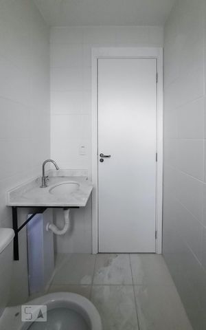 Apartamento para alugar com 52m², 2 quartos e 1 vaga Apartamento para alugar com 52m², 2 quartos e 1 vagaBanheiro