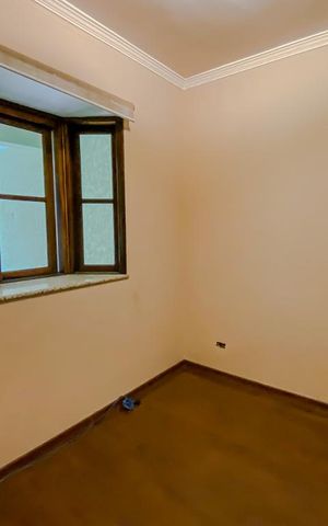 Casa à venda com 320m², 3 quartos e 4 vagasSala