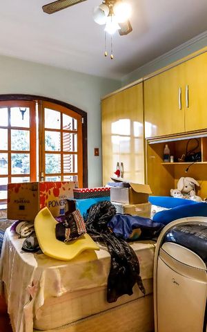 Casa à venda com 260m², 4 quartos e 3 vagas Casa à venda com 260m², 4 quartos e 3 vagasQuarto 3