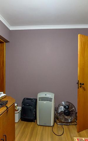 Casa à venda com 300m², 4 quartos e 2 vagas